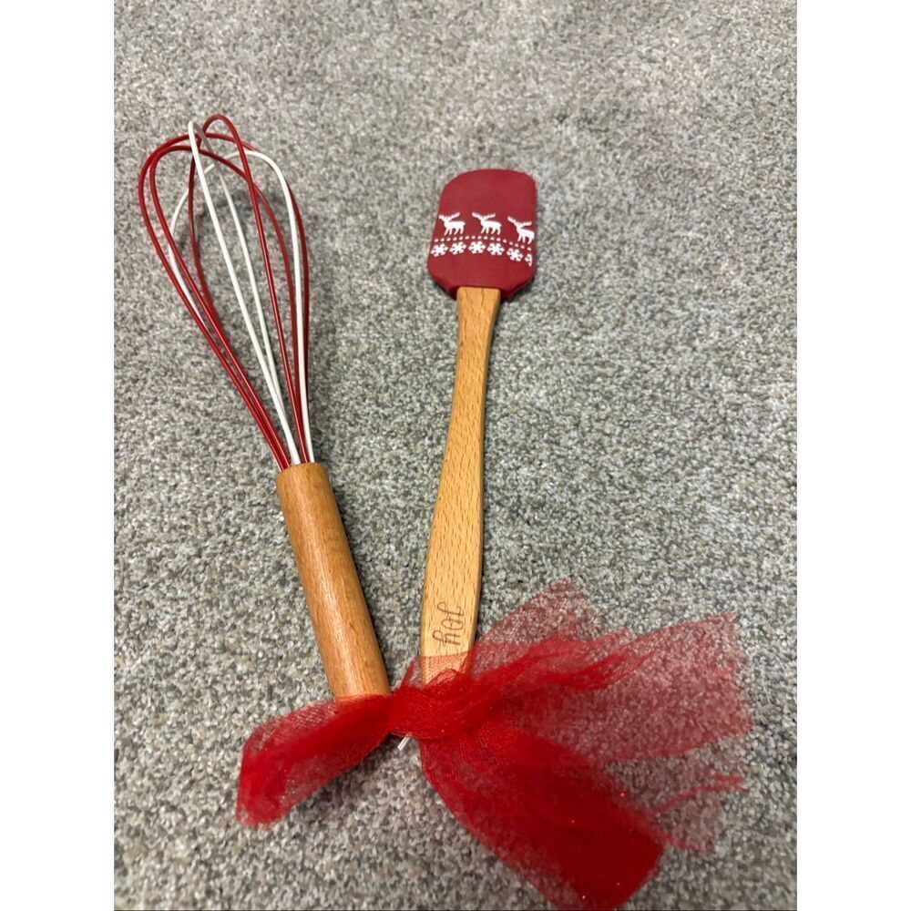 Holiday spatula and whisk set